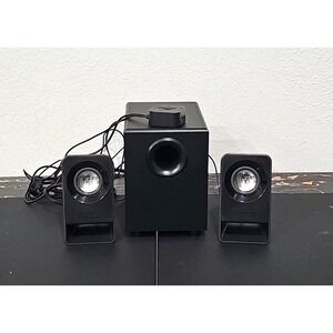 Logitech‎ Z213 Multimedia Speakers Model:S-00143 Speakers + Sub-woofer
